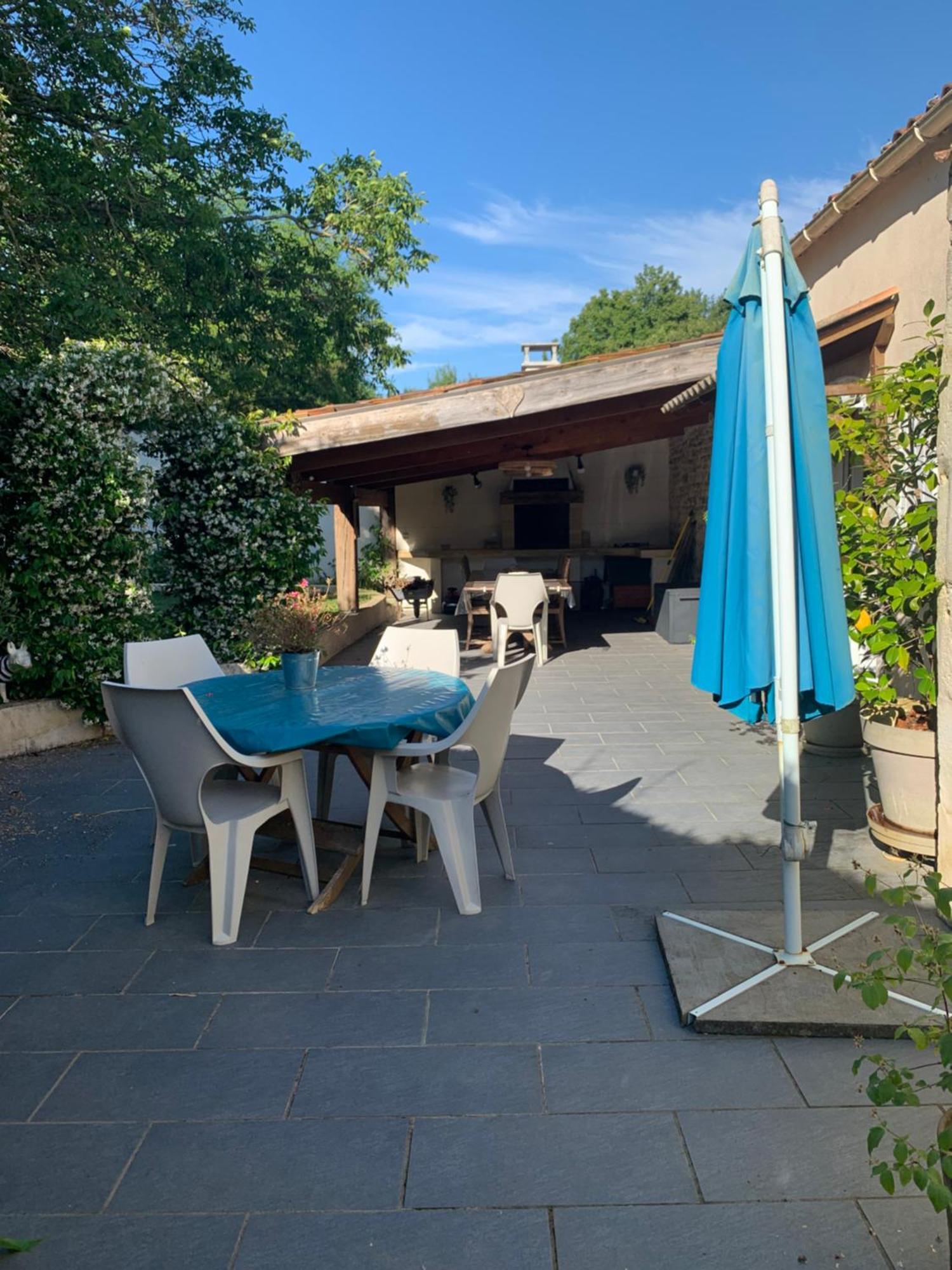 Villa Les 5 Timbres Montpellier-de-Médillan Exterior foto